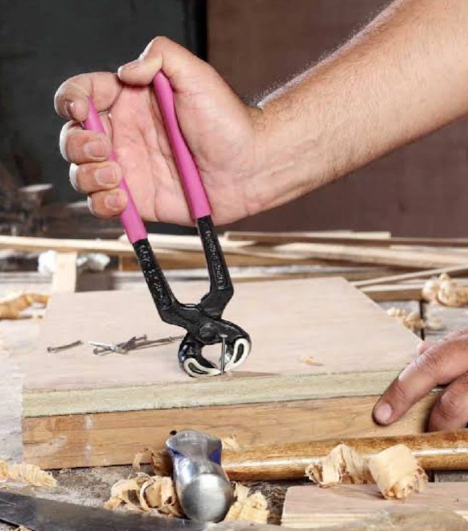 Power and hand tools