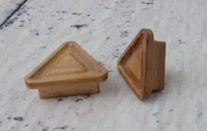 Adison triangular wooden knobs with screws pack of 2 pcs teak wooden material nature